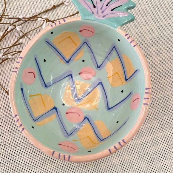 Susan Painter Pineapple Shaped Serving Dish Bowl‎ Handpainted Eclectic Rare - Picture 2 of 10